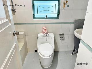 Mid Levels Central - Goldwin Heights 05