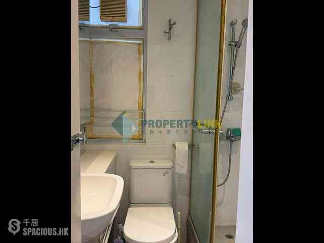 Sai Ying Pun - Golden Phoenix Court 05