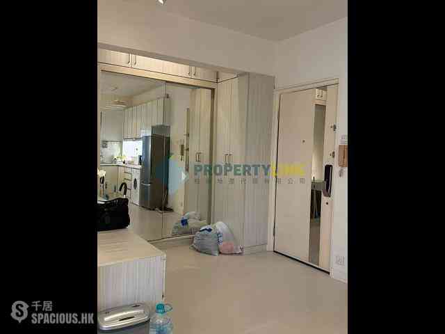 Sai Ying Pun - Golden Phoenix Court 06