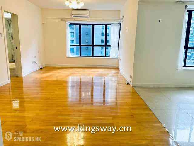 Mid Levels Central - Elegant Terrace 01