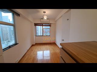 Soho - King Ho Building 03