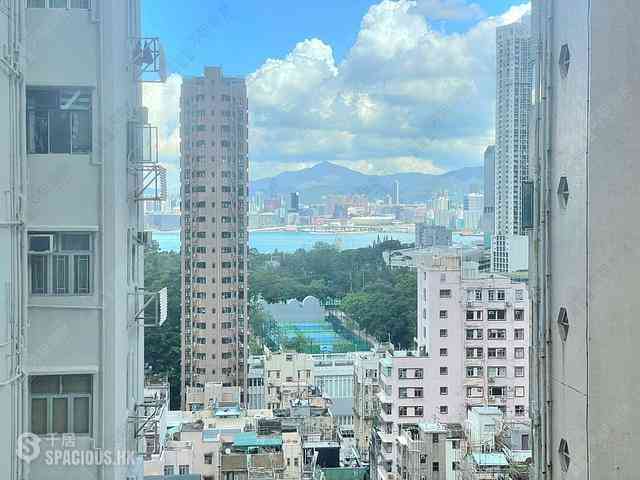 Causeway Bay - Illumination Terrace Block 1 02