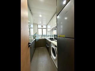 Sai Ying Pun - Island Crest Block 2 08