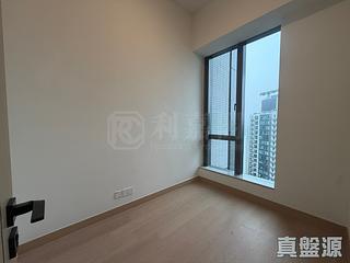 Lohas Park - Lohas Park Phase 12A Seasons Place Tower 3A 02