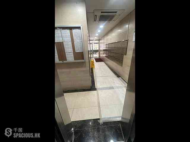 Shek Tong Tsui - Kwok Ga Building 03