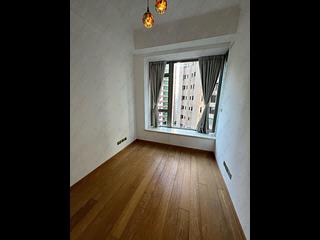 Mid Levels Central - Wellesley 24