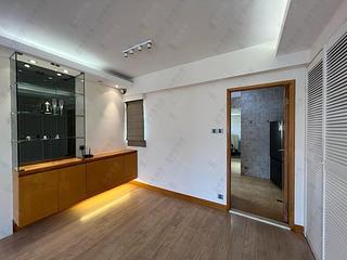 Mid Levels West - Lyttelton Garden Block 1 03