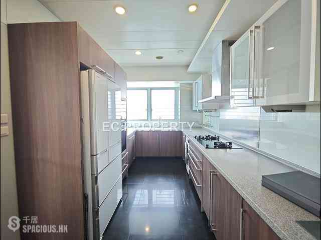 West Kowloon - The Harbourside 05
