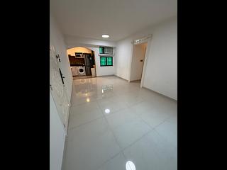 Mid Levels West - Peaksville Block 1 02
