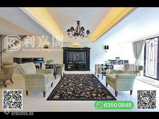 Hang Hau - Junk Bay Villas 01