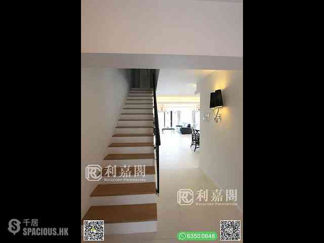 Hang Hau - Junk Bay Villas 03