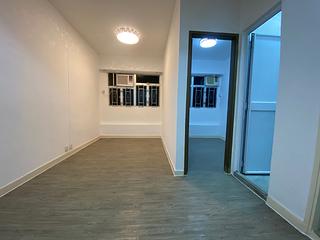 Chai Wan - Yen Lok Building Block B 09