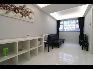 Wan Chai - Fu Yuen 02