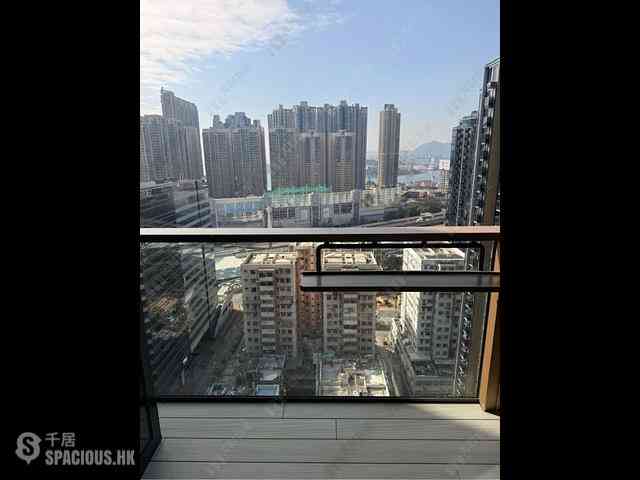 Tai Kok Tsui - Square Mile Phase 5 Gateway · Square Mile 01