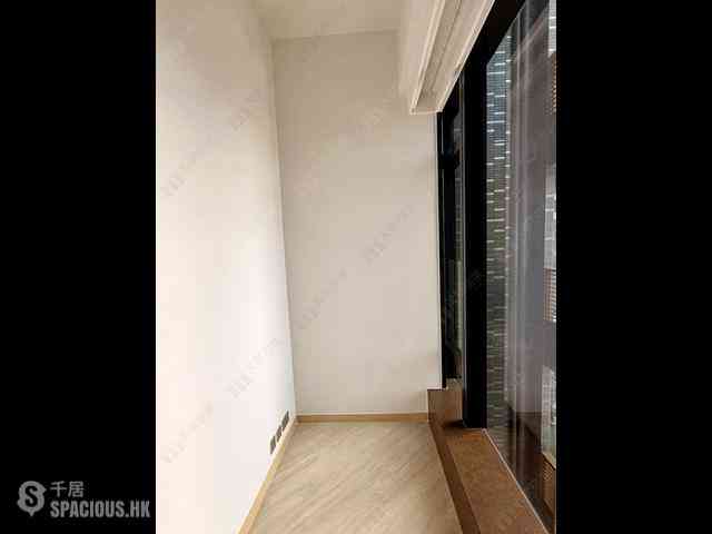 Tai Kok Tsui - Square Mile Phase 5 Gateway · Square Mile 03