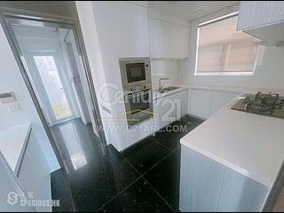 The Peak - Sunshine Villa 06