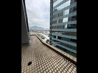 Tai Kok Tsui - Florient Rise 08