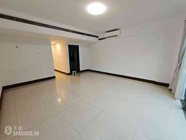 Tung Chung - Caribbean Coast Phase 5 La Mer 26
