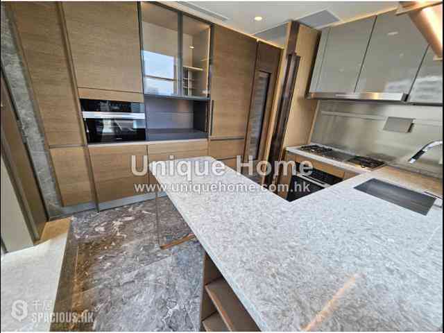 Mid Levels Central - 22A, Kennedy Road 11