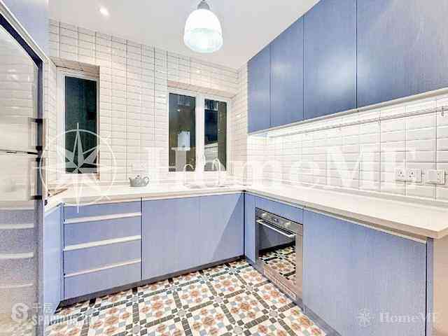 Causeway Bay - Lai Yuen Apartments 08