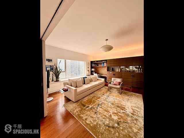 Mid Levels Central - Yale Lodge 02