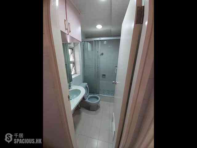 Quarry Bay - Wah Shun Gardens 04