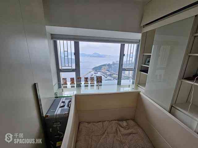 Sai Wan Ho - Grand Promenade 13