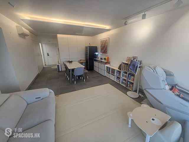 Sai Wan Ho - Grand Promenade 15