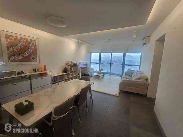 Sai Wan Ho - Grand Promenade 01