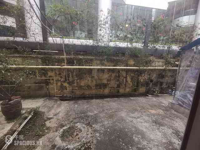 Quarry Bay - Kam Hoi Mansion 09