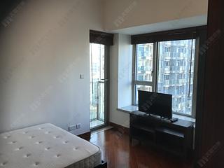 Wan Chai - The Avenue Phase 1 03