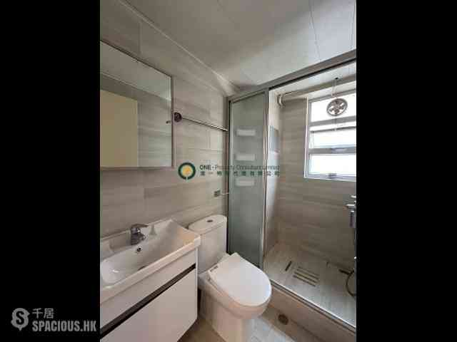 Sai Ying Pun - Yau Yu House 04
