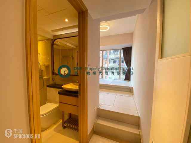 Kennedy Town - Cadogan 05
