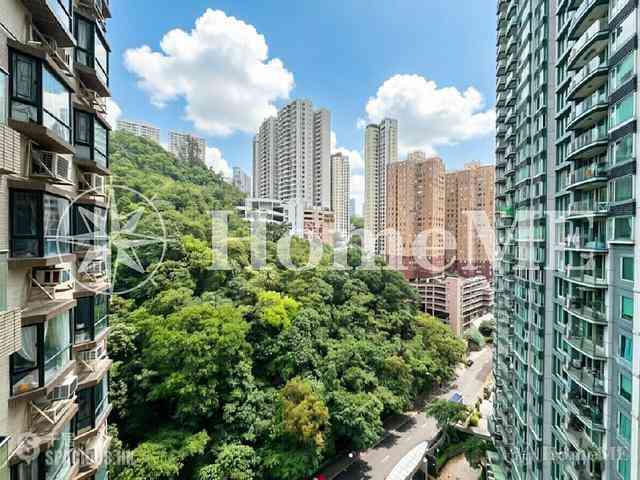 Tai Hang - Ronsdale Garden 02