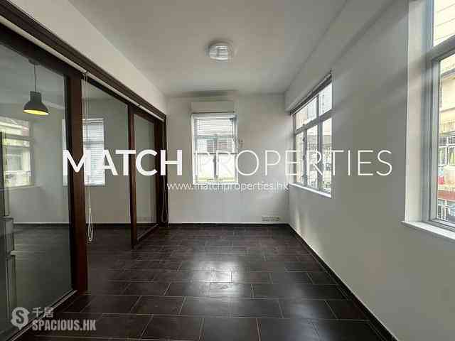Central - 16, Gough Street 03