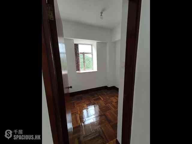 Quarry Bay - Hon Way Mansion 02