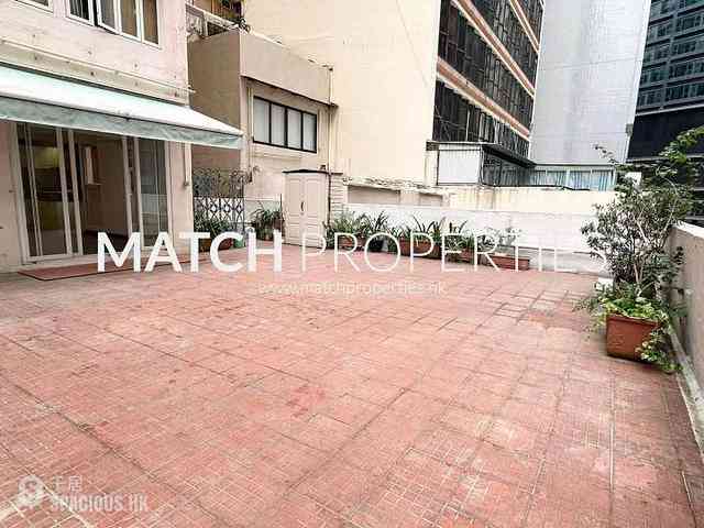 Sheung Wan - Ka Fung Building 02