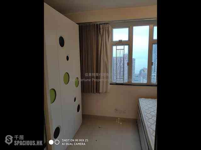 Sai Ying Pun - Hang Hing Court 05