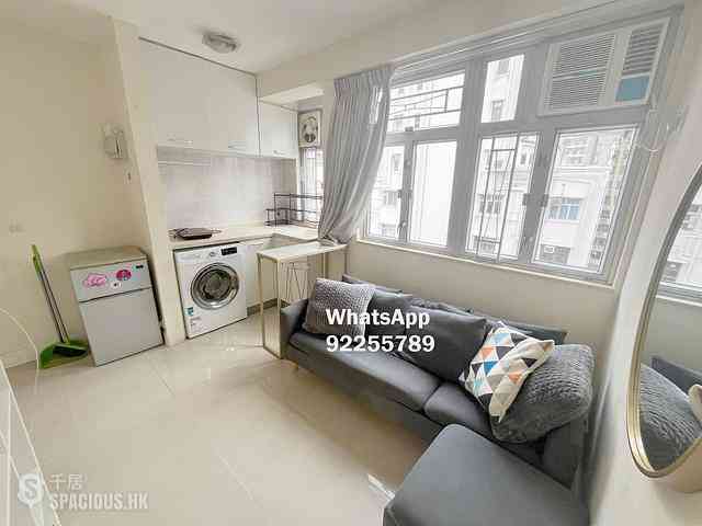 Sai Ying Pun - Fook Moon Building 02