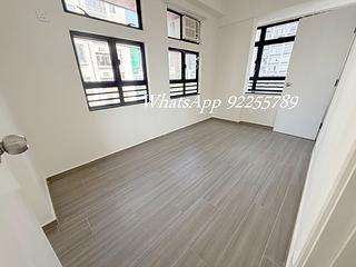 Sai Ying Pun - Flora Court 02
