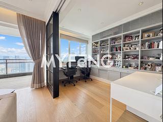 Stubbs Road - Evergreen Villa 04