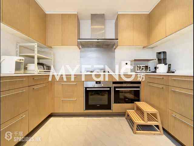 Stubbs Road - Evergreen Villa 12