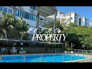 Chung Hom Kok - Cypresswaver Villas 05