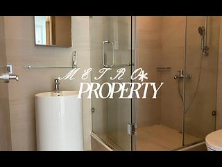 Chung Hom Kok - Cypresswaver Villas 06