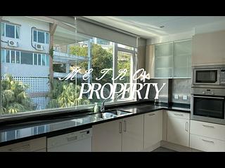 Chung Hom Kok - Cypresswaver Villas 10