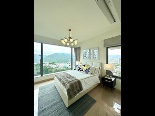 Sha Tin - El Futuro 04