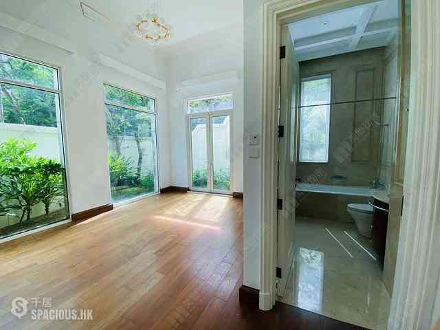 Repulse Bay - 110, Repulse Bay Road 05