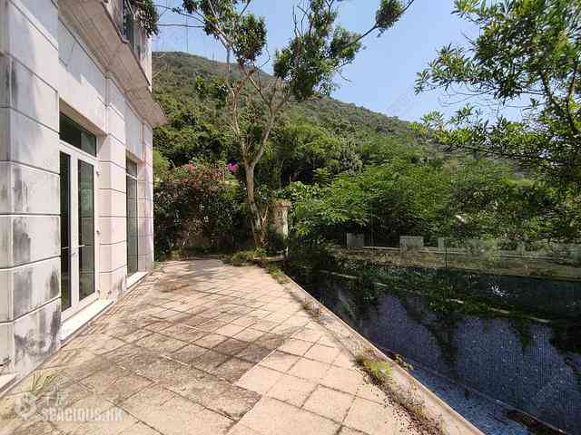 Repulse Bay - 110, Repulse Bay Road 13