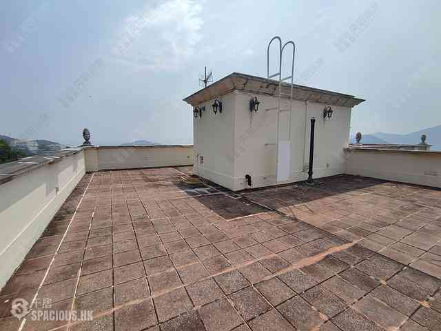 Repulse Bay - 110, Repulse Bay Road 16
