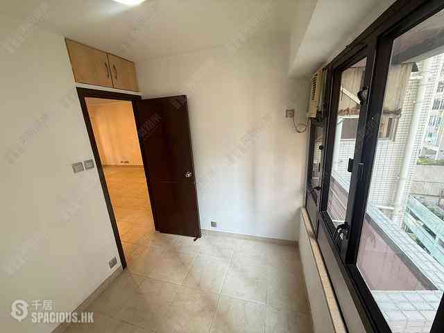 Sai Ying Pun - Kam Ning Mansion 04